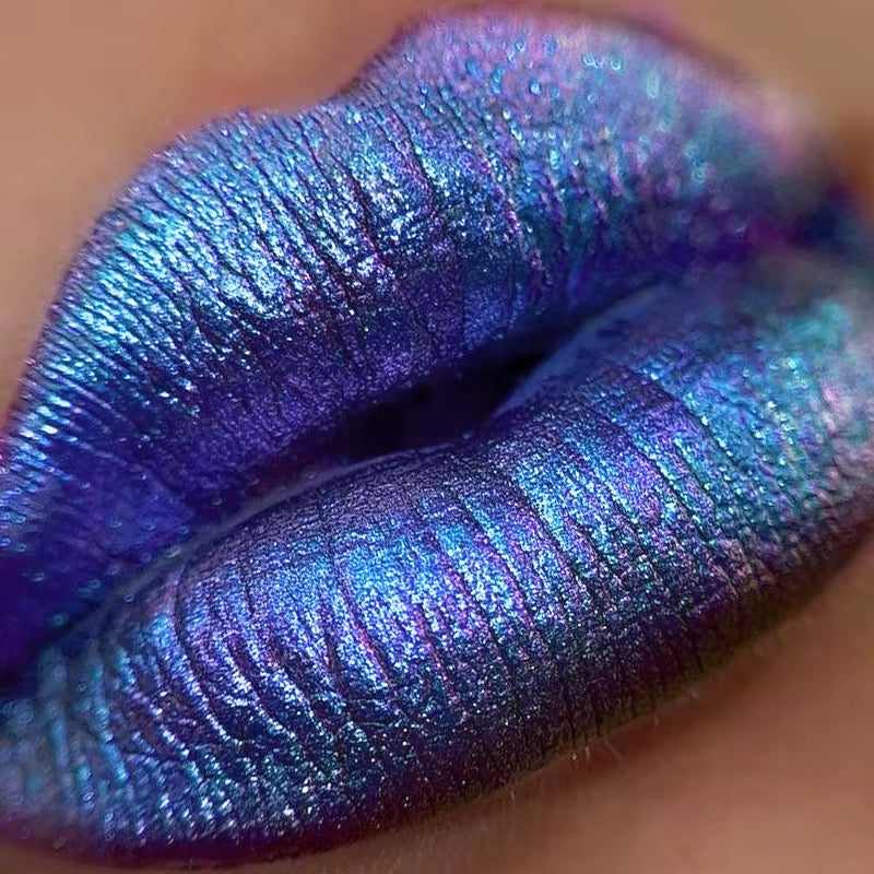 LUXURY CUSPIDS™ BOLD Holo-Chrome Lip Colors
