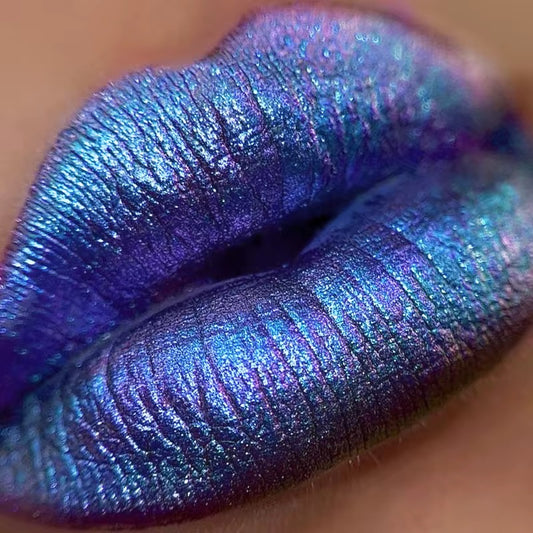LUXURY CUSPIDS™ BOLD Holo-Chrome Lip Colors