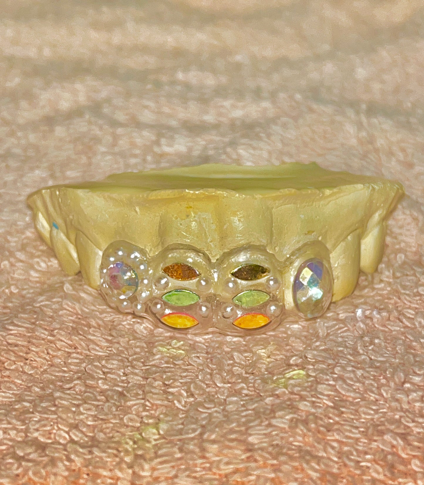 LUXURY CUSPIDS™ Brand Signature "Mirror of Pearls" Tooth Adornment Maxillary